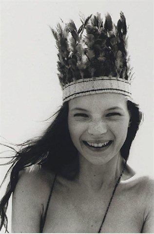 kate-moss-corinne-day