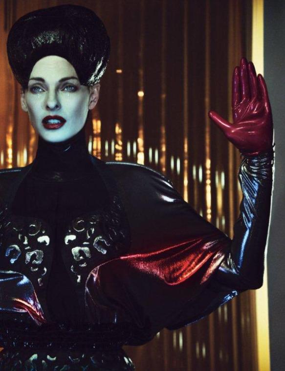 Linda+Evangelista+by+Steven+Klein+%2528Super+Linda+-+W+September+2012%2529+11
