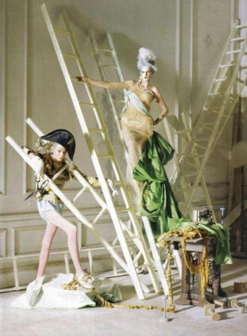 stella-tennant-imogen-morris-clarke-by-tim-walker-for-vogue-italy-march-2010-lady-grey-07