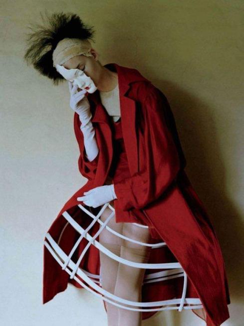 tim-walker-mechanical-dolls03