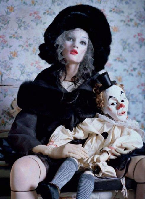 tim-walker-mechanical-dolls07
