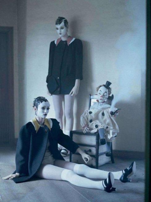 tim-walker-mechanical-dolls19