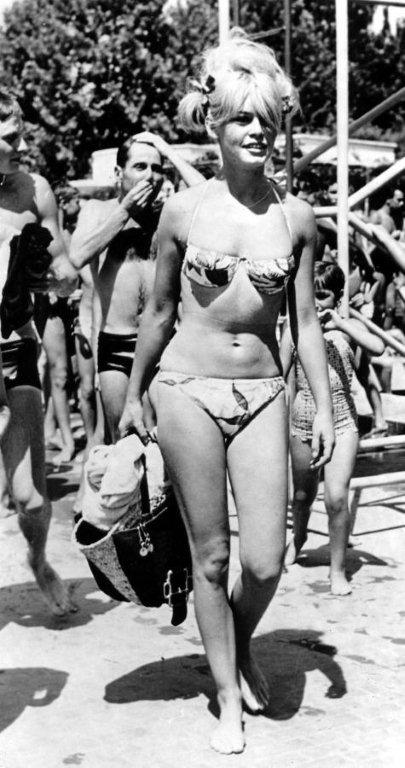vintage-inspired-swimsuits-bardot-bikini