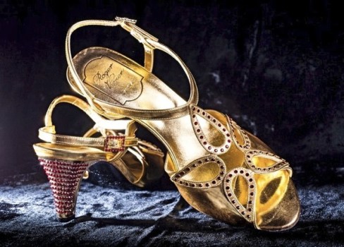 04_Coronation_Shoe Replica_2012_S