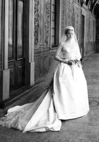 350x500_grace-kelly-wedding-1