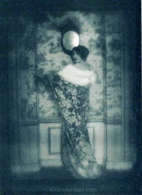 LArt-de-la-Robe-Paul-Poiret-1911c