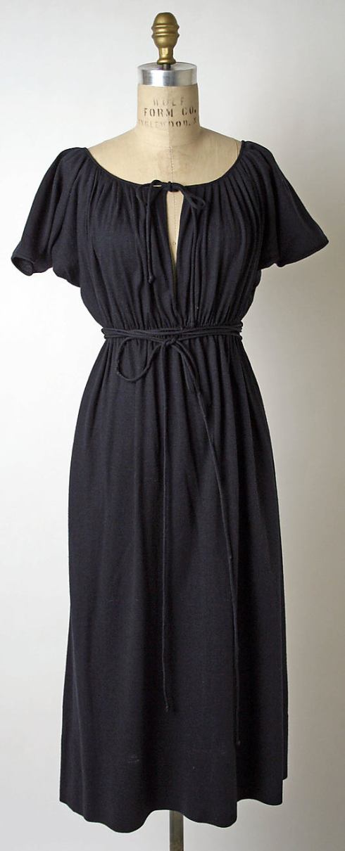 dress 1946