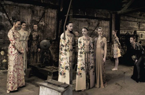Valentino_Haute-_Couture_Deborah-Turbeville-vogue-italia
