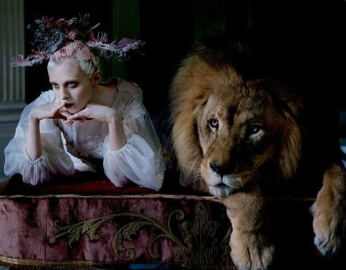 karen-elson-edie-campbell-by-tim-walker-for-love-magaine-10-fall-winter-2013-2014-3