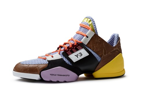 Spring-Summer-2014-footwear-by-Y-3-and-Peter-Saville-for-Adidas_dezeen_ss_151