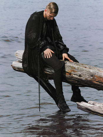 ARENA HOMME PLUS #18  2002, ph. Mario Sorrenti