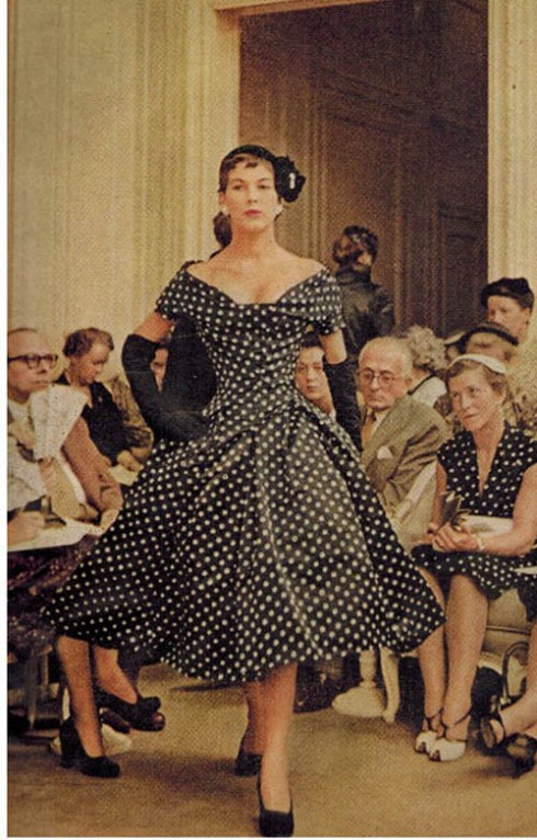 The polka dot dress below was Dior’s best selling ‘New Look’ dress in 1954.