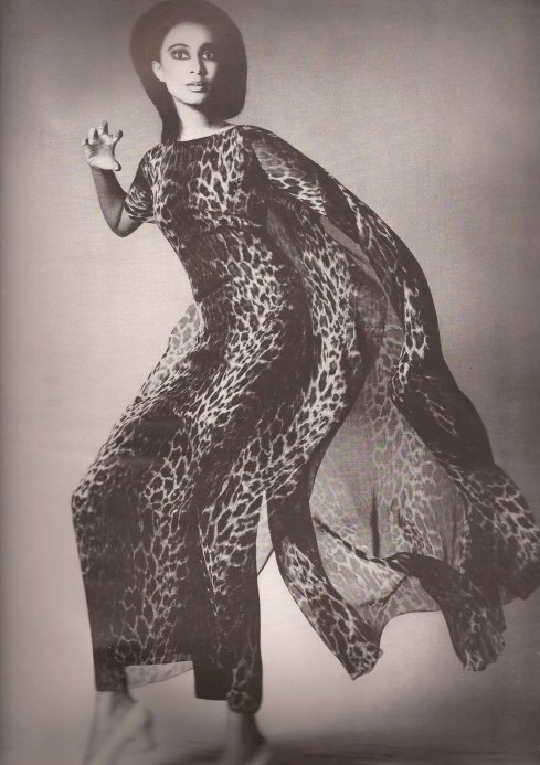 Donyale Luna, ph. Richard Avedon, HARPER'S BAZAAR APRIL 1965