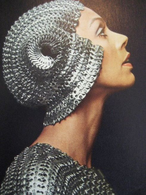 Paco Rabanne design, 1974