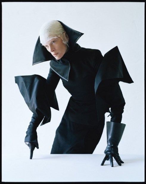 Tim-Walker-Dame-of-Thrones-W-MAgazine-Sept-2012-4--600x755