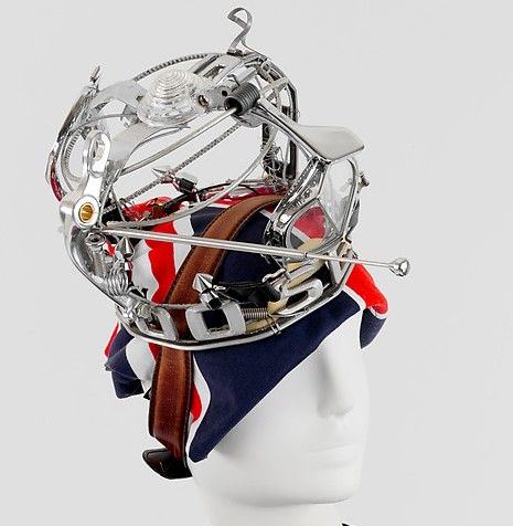 CdG by Stephen Jones 2006