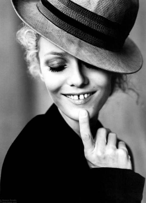 vanessa-paradis-black-white-french-vogue